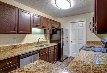 Kitchen bar with granite counter top